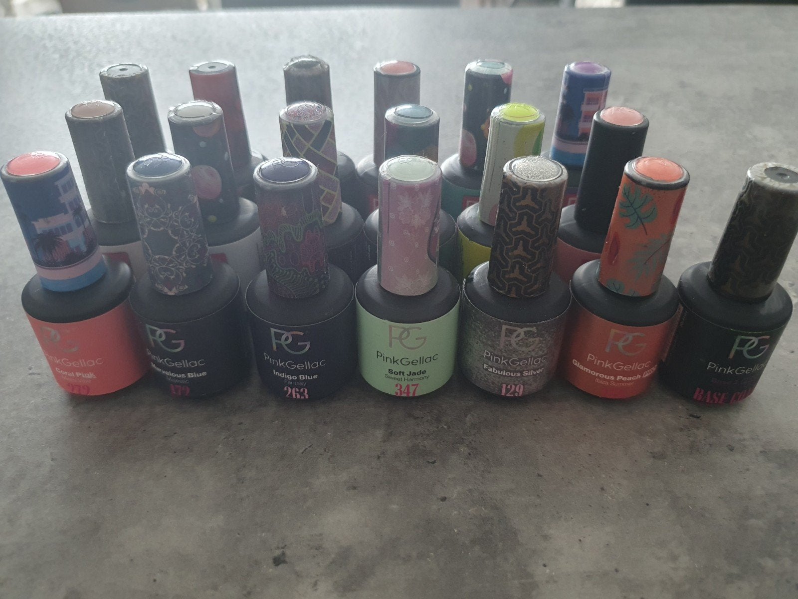 70+ potjes Gellac van o.a. Pink Gellak, Bo.Nail, Nailit e.a., Ophalen of Verzenden, Zo goed als nieuw, Overige kleuren, Handen en Nagels