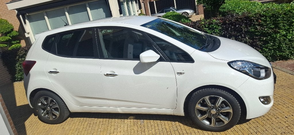 Hyundai IX20 1.4i GO! Vol optie Dealer onderhouden, Stof, 4 cilinders, Wit, Handgeschakeld