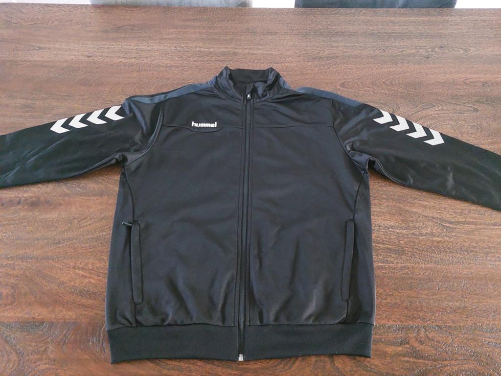Hummel sport jack jas jongens en meiden maat S, Zwart, Overige typen, Ophalen of Verzenden, Maat 36 (S)