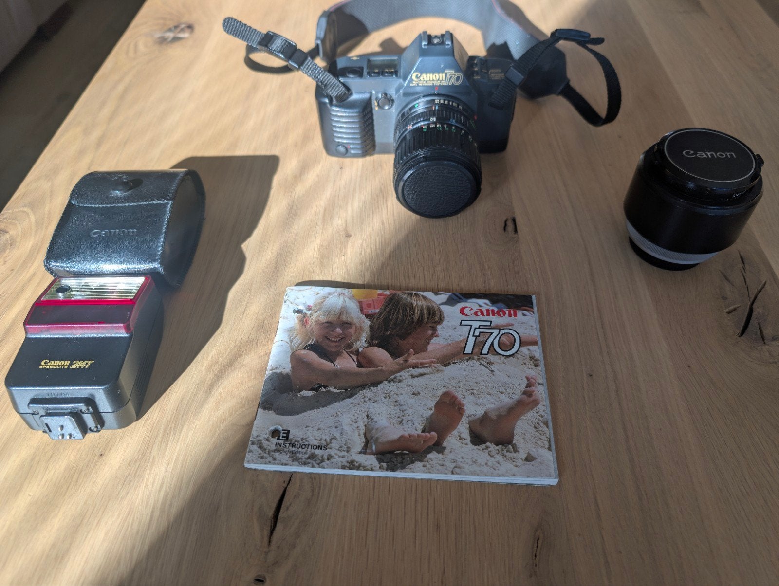Canon T70 35mm spiegelreflexcamera, Ophalen of Verzenden, Zo goed als nieuw, Spiegelreflex, Canon