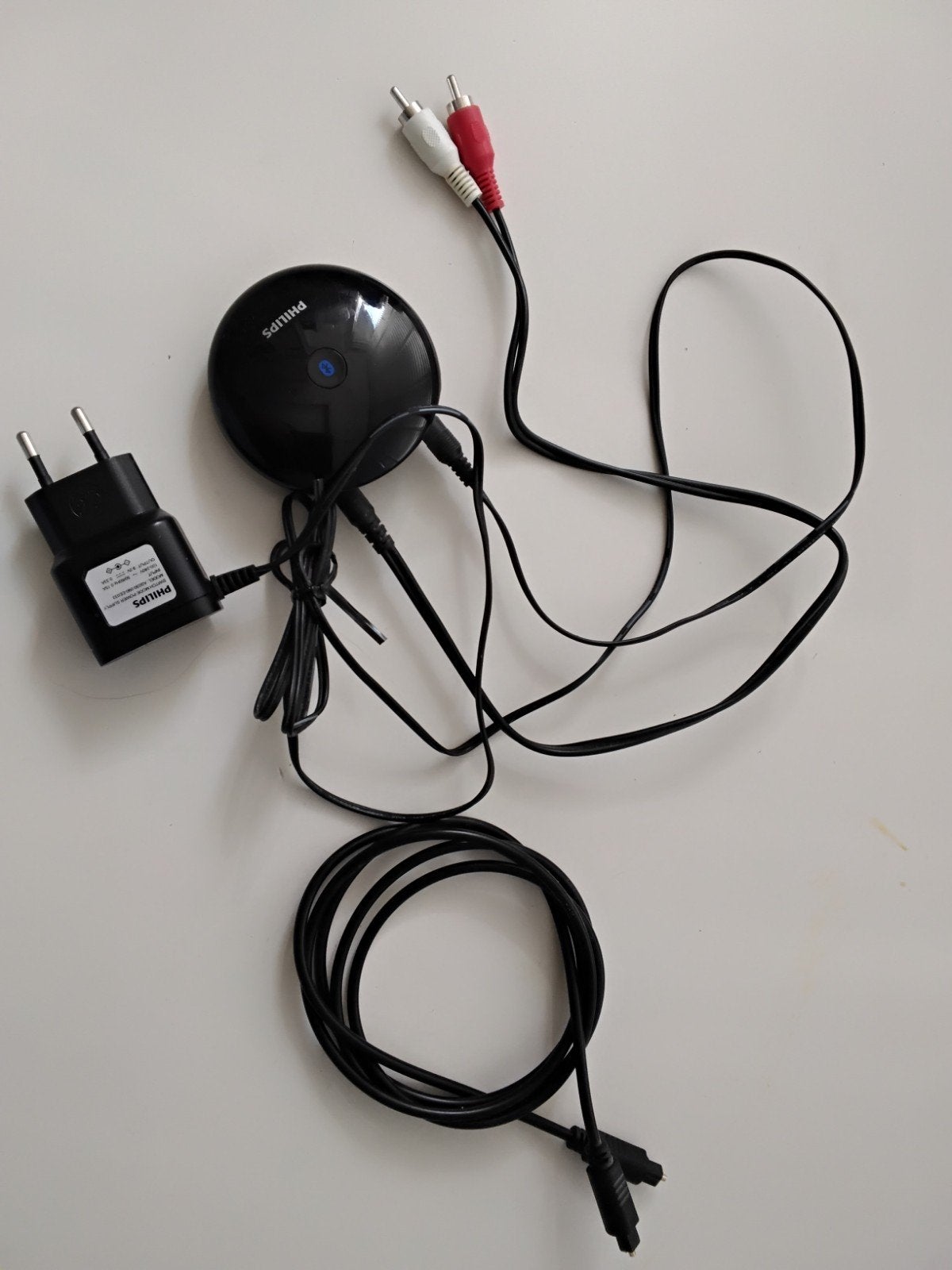 Philips AEA2000 Bluetooth Audio Adapter met RCA-kabel, Ophalen of Verzenden, Gebruikt, Minder dan 2 meter, Overige kabels