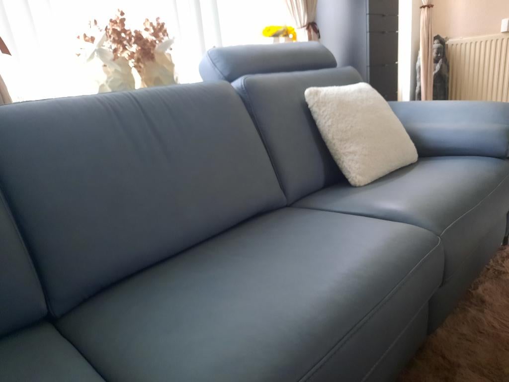 Lederen hoekbank NIEUW+ 1 elektrische relaxfunctie, Huis en Inrichting, Banken | Bankstellen, Ophalen, 250 tot 300 cm, Hoekbank