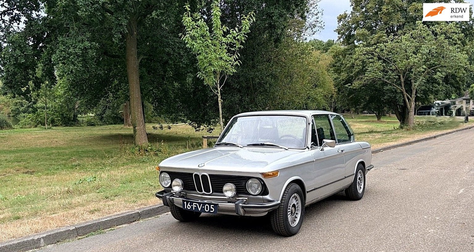 BMW 02-serie NL 2002 LUXUS top mooi. 22 jr 1 eig., Auto's, Gebruikt, 4 cilinders, 4 stoelen, Origineel Nederlands