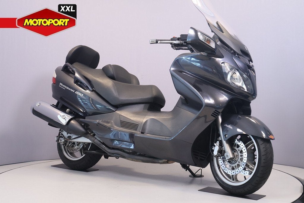Suzuki AN 650 A BURGMAN EXECUTIVE (bj 2006), Motoren, Lange Dreef 12
4131NH  Vianen, NL, Suzuki, Scooter, Klantenservice@suzuki.nl