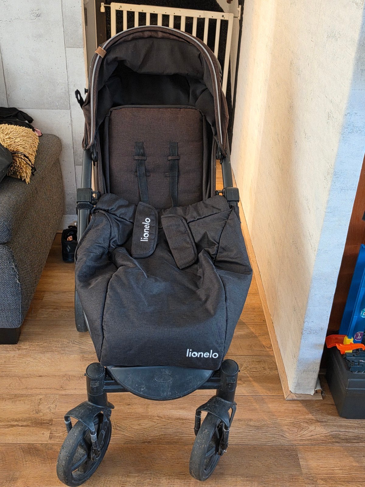 Lionelo Kinderwagen - Gebruikt, op te halen in Spijkenisse, Gebruikt, Luchtbanden, Ophalen, Kinderwagen