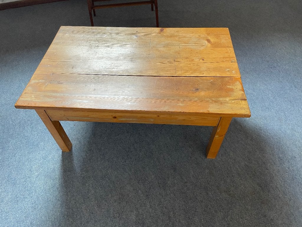 Antiek grenen salontafel, Antiek en Kunst, Antiek | Meubels | Tafels, Ophalen