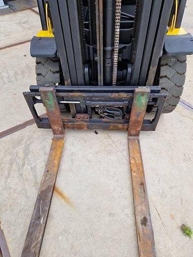 Heftruck Yale Gdp25 2.5t diesel sideshift /triplo, Zakelijke goederen, Machines en Bouw | Heftrucks en Intern transport, 2000 tot 3000 kg