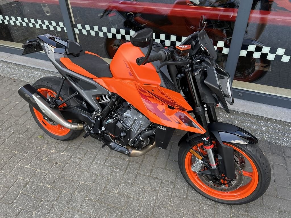 KTM 990 DUKE 2025, Bedrijf, Naked bike