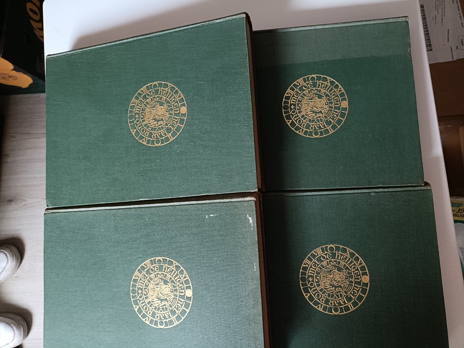 Met de heiligen het jaar rond – Complete 4-delige set, Antiek en Kunst, Ophalen of Verzenden, Paul Brand