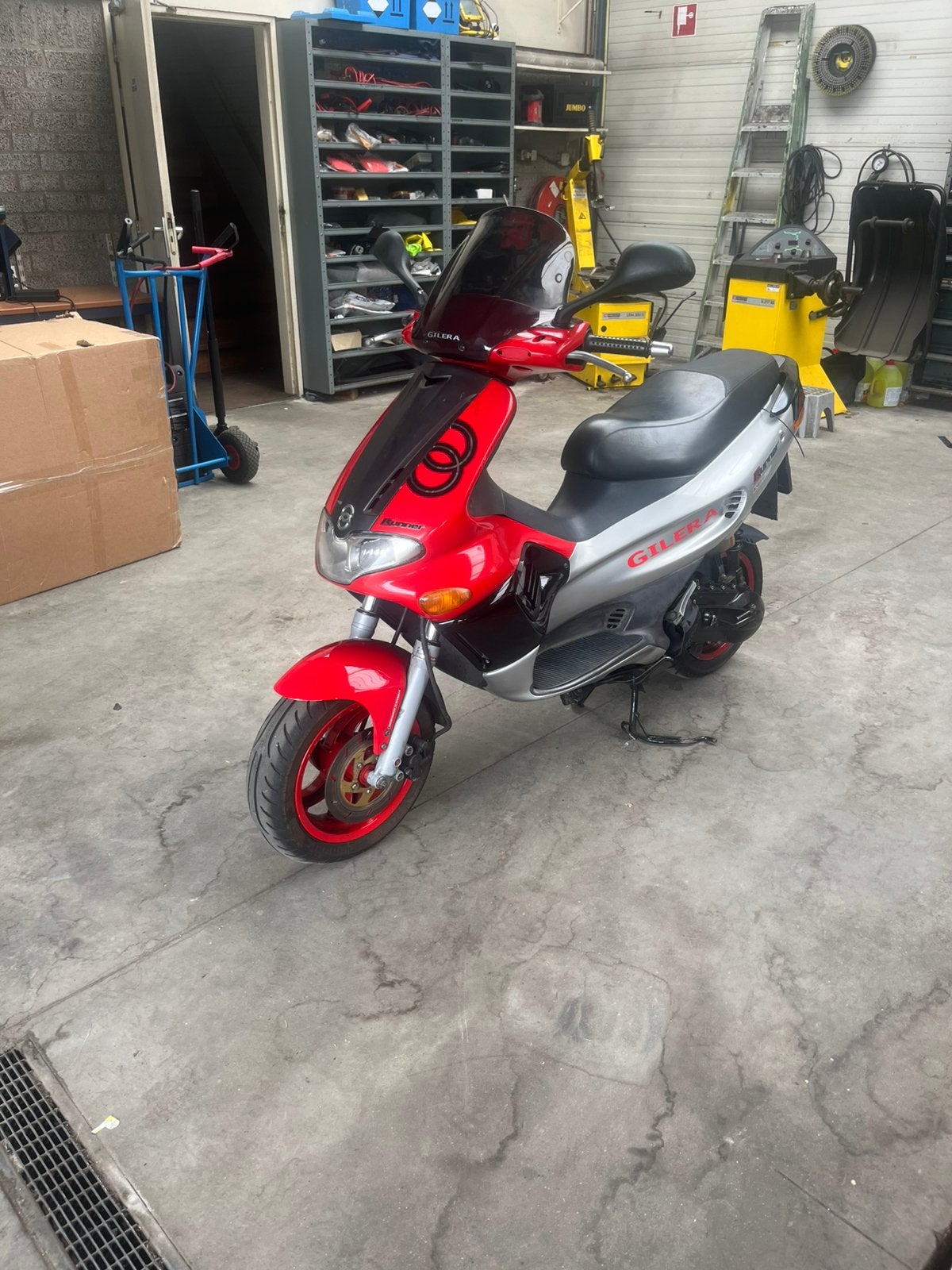 Gilera runner 180cc a2 vers, Ophalen, Zo goed als nieuw, Overige modellen