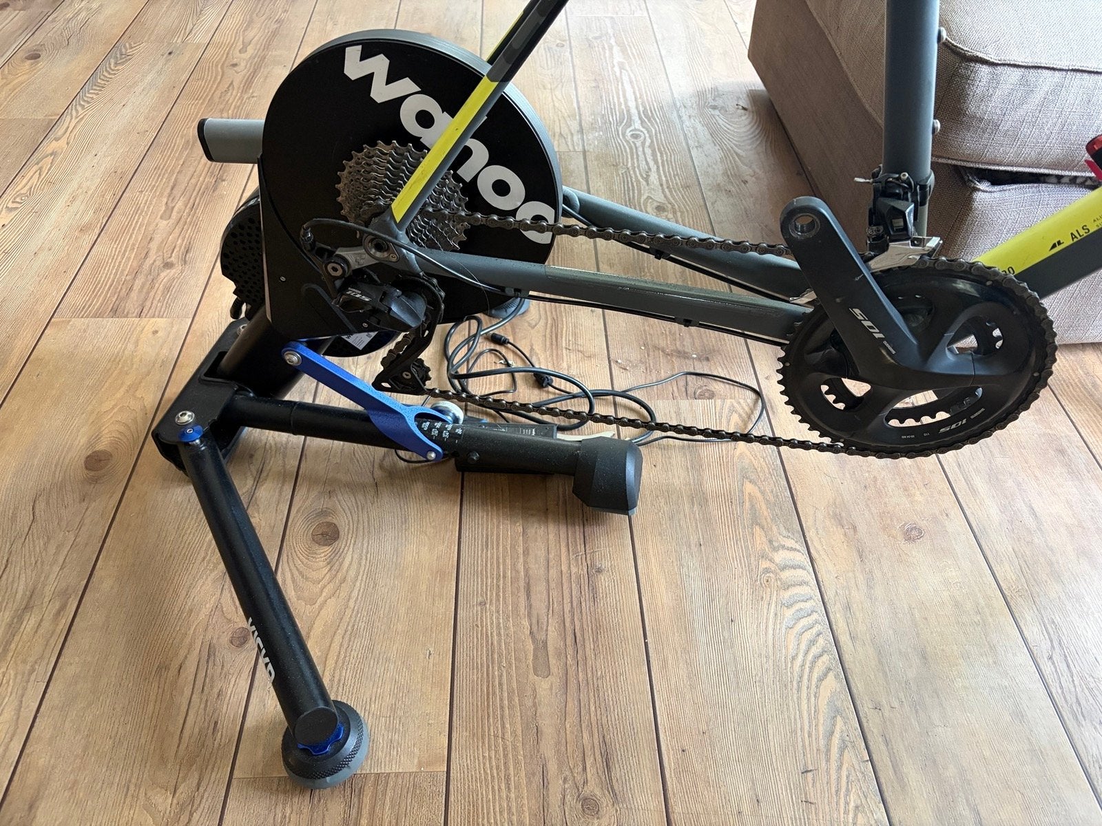 Wahoo Kickr Core fietstrainer - Zo goed als nieuw, Sport en Fitness, Ophalen, Gebruikt, Benen, Overige typen