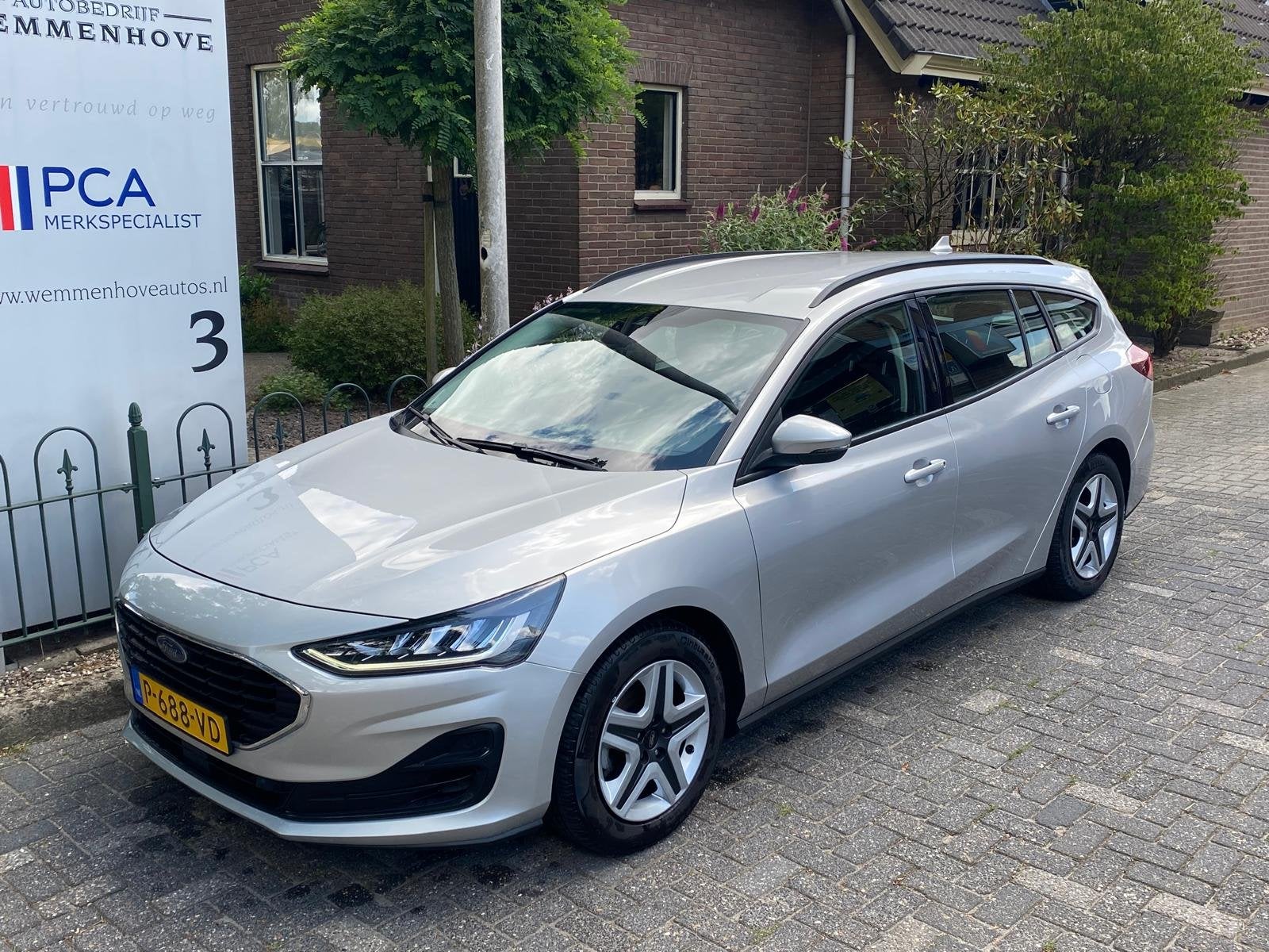 Ford FOCUS Wagon 1.0 EcoBoost Hybrid Connected Nieuw Type/Hy, Gebruikt, Euro 6, Handgeschakeld, Hybride Elektrisch/Benzine