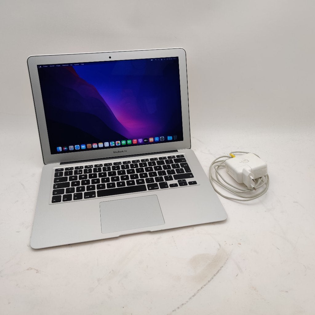 Macbook air 2015 Mac os 12 Monterey 4GB ram 128GB opslag, Computers en Software, Ophalen of Verzenden, 13 inch, A, A