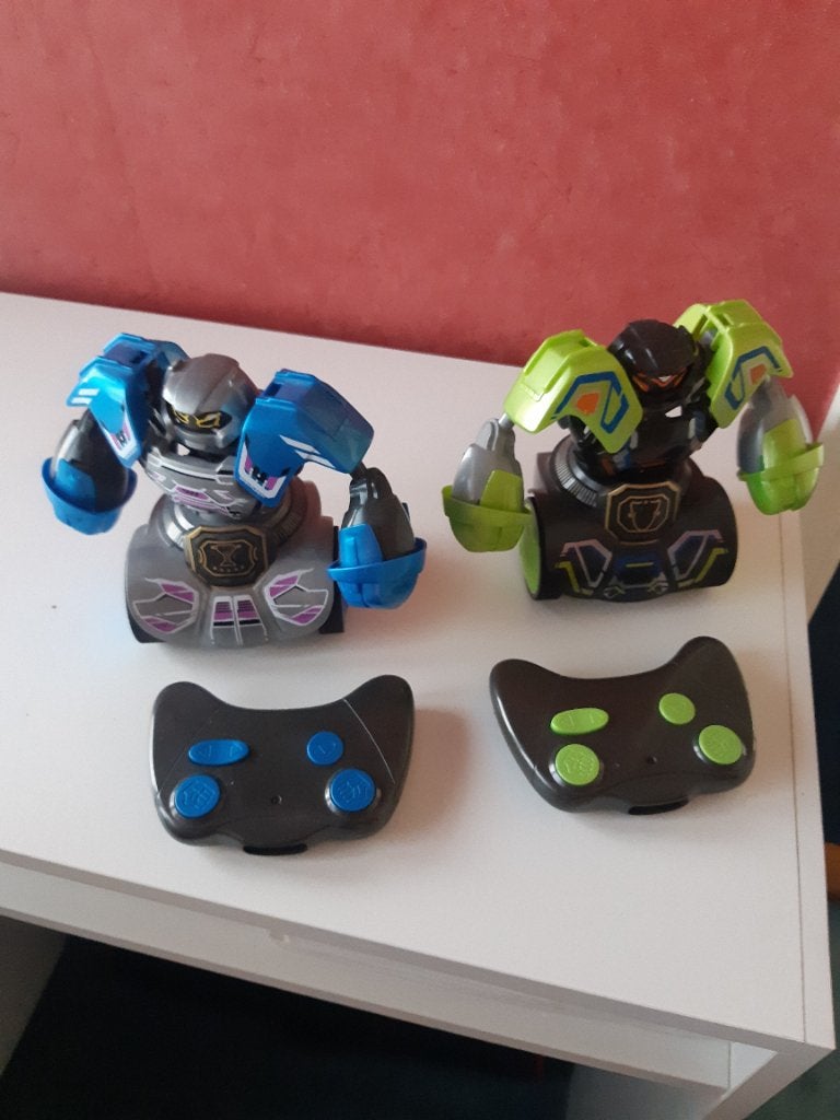 Afstandbestuurbare robots, Ophalen of Verzenden, Zo goed als nieuw, Afstandsbediening