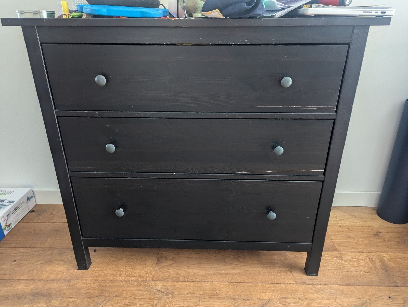IKEA HEMNES ladekast gratis af te halen, Huis en Inrichting, Kasten | Ladekasten, Ophalen, Gebruikt, 3 of 4 laden, Minder dan 100 cm