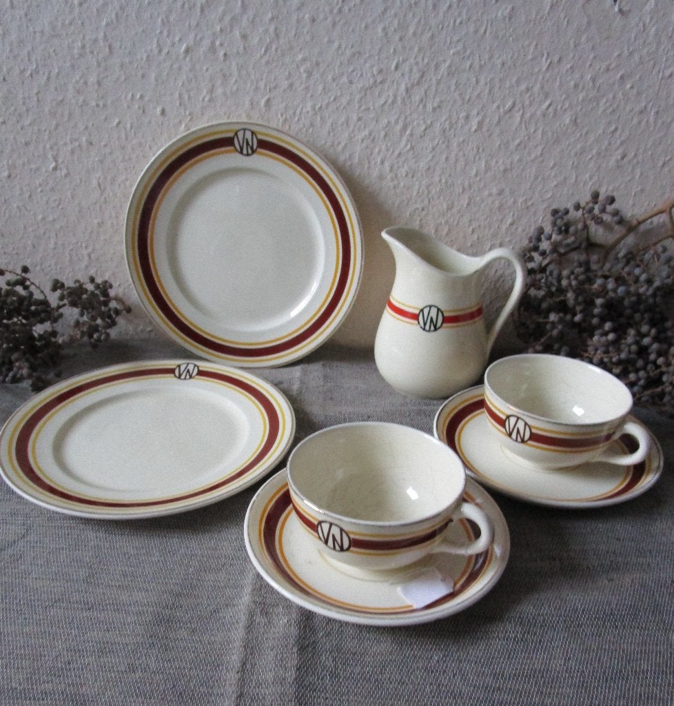 2 Ontbijtsets Michels & Cie  S.C. Maastricht, Antiek en Kunst, Ophalen of Verzenden