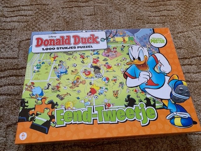 Donald duck 1000 stukjes puzzel, puzzle mist 3 stukjes, Ophalen of Verzenden, 500 t/m 1500 stukjes, Gebruikt