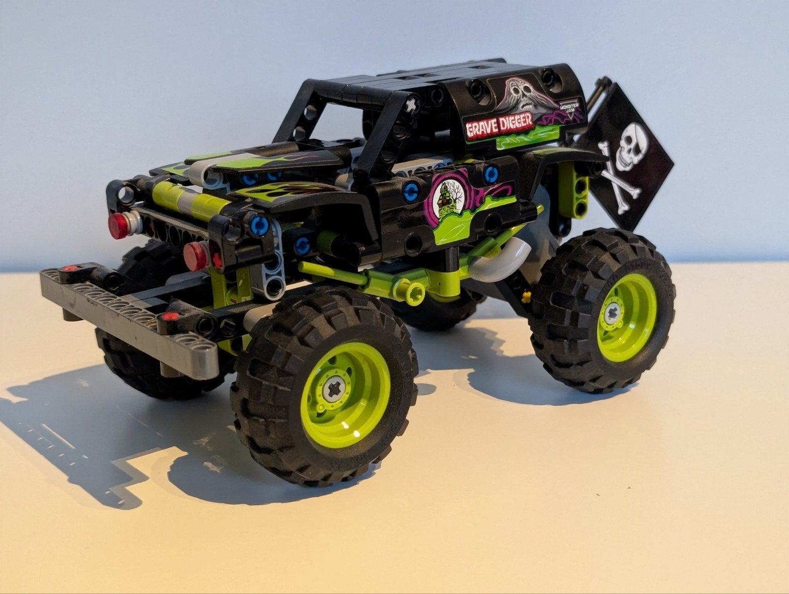 LEGO Technic Monster Jam Grave Digger (setnummer 42118)., Lego, Inclusief instructies, Ophalen of Verzenden, Zo goed als nieuw