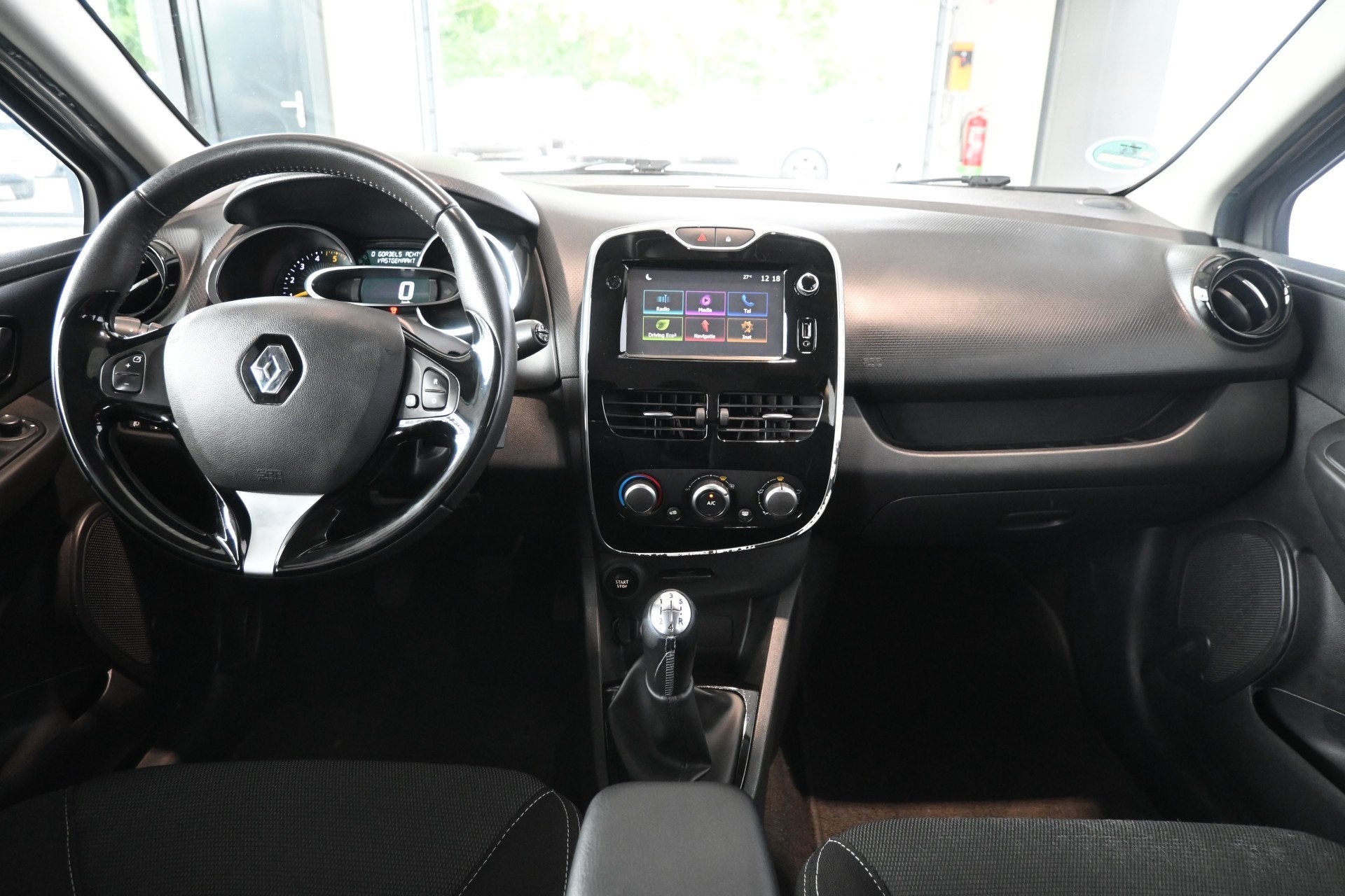Renault Clio Estate 1.5 dCi ECO Dynamique Airco Navigatie Cr, Auto's, Voorwielaandrijving, 1160 kg, Stof, 4 cilinders