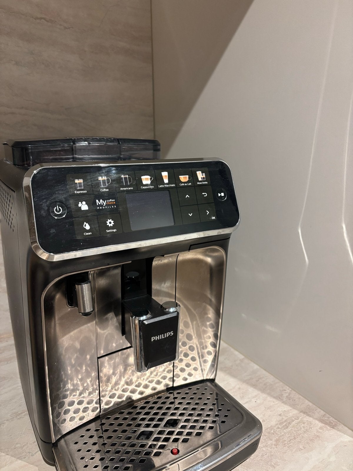 Philips LatteGo 5400 EP5447/90 Volautomatische Espressomachi, Ophalen, Afneembaar waterreservoir, Gebruikt, Espresso apparaat