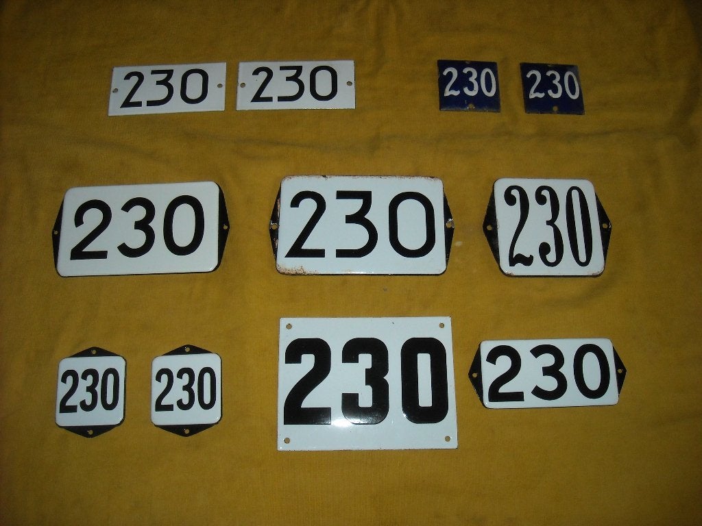 oud emaille huisnummer 230 ook 231 232 233 234 235 236 237 8, Ophalen of Verzenden