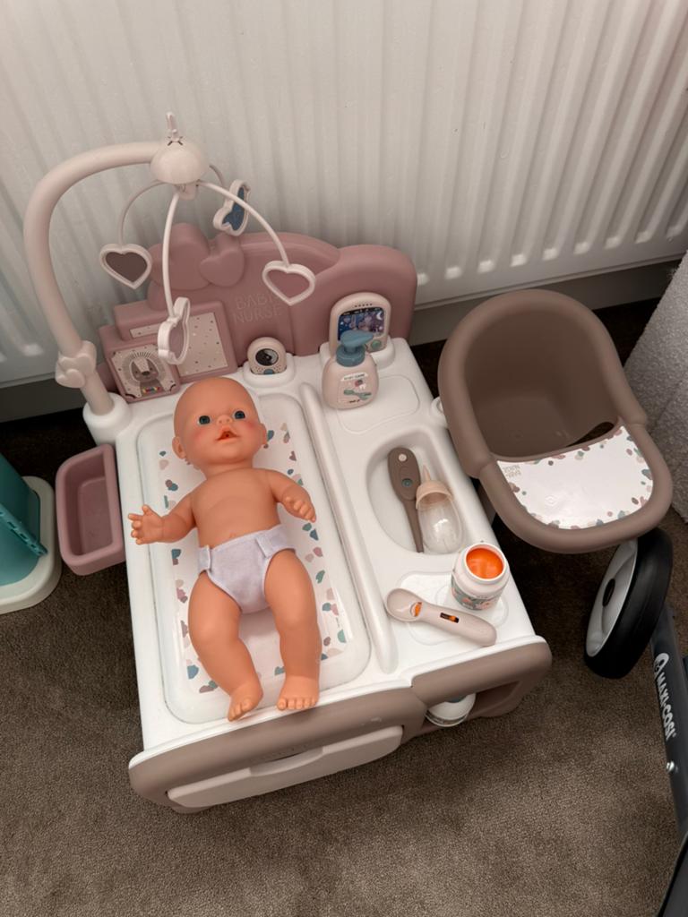 Baby Nurse speelset en kinderwagen-maxi cosi van Smoby+ baby, Kinderen en Baby's, Speelgoed | Overig, Ophalen, Zo goed als nieuw