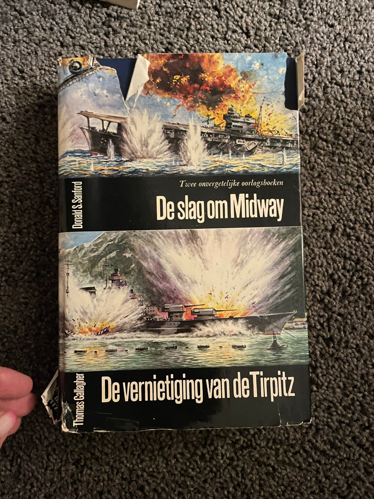 De Slag om Midway & De Vernietiging van de Tirpitz, Ophalen of Verzenden, Tweede Wereldoorlog, Gelezen, Marine