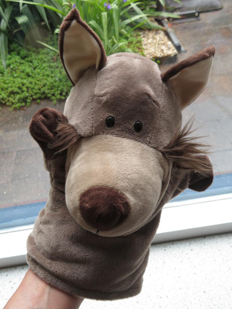 Handpop Stoere Wolf poppenkastpop meet ca 25 cm, Overige typen, Grijs, Ophalen of Verzenden, Zo goed als nieuw