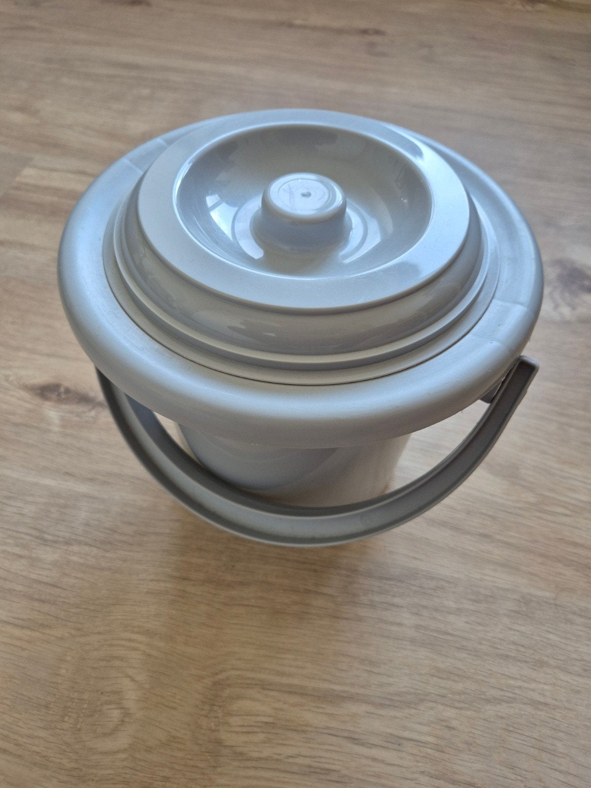 Luieremmer 23x23cm met deksel en handvat, Ophalen of Verzenden, Zo goed als nieuw