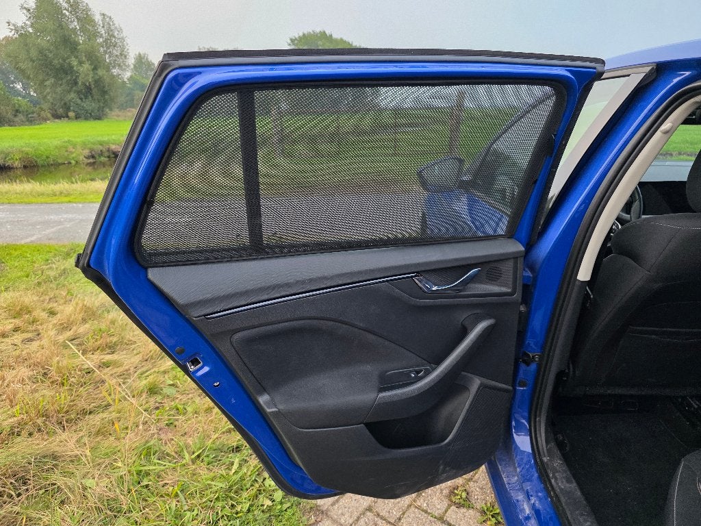 Skoda Scala zonneschermen, Ophalen, Zo goed als nieuw