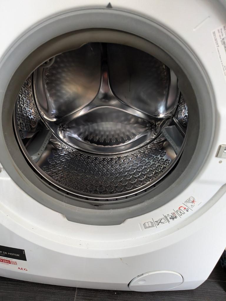 AEG Wasmachine 7000 Serie, Ophalen, Zo goed als nieuw, 85 tot 90 cm, 1200 tot 1600 toeren