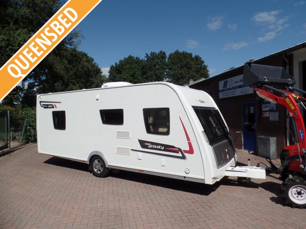 Elddis 550 Affinity Queensbed / Dinette / Mover / Airco, Caravans en Kamperen, Standaardzit, Elddis, Bedrijf, 6 tot 7 meter