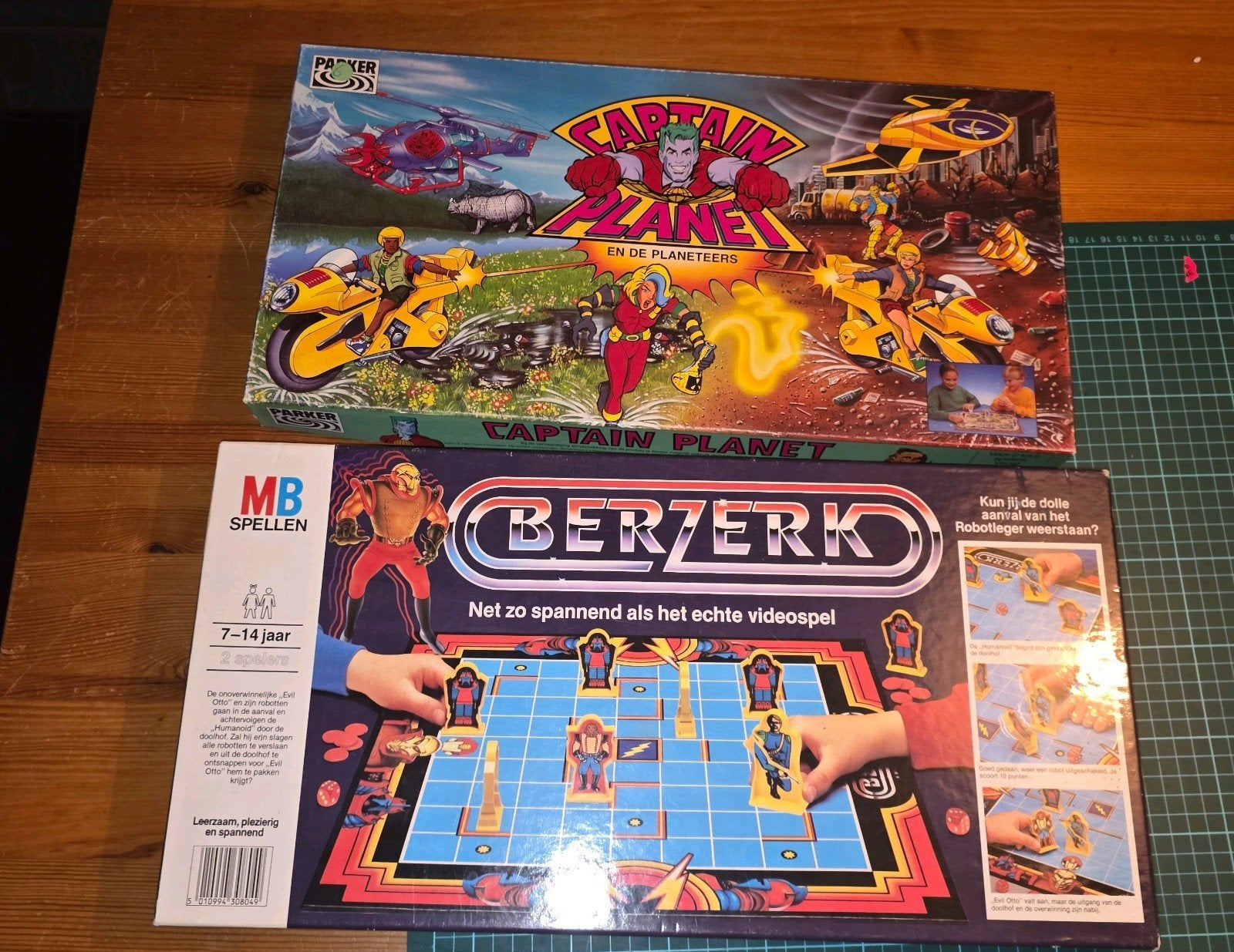MB Spellen Berzerk & Parker Captain Planet Bordspellen, Ophalen of Verzenden, Gebruikt, MB Spellen, Parker