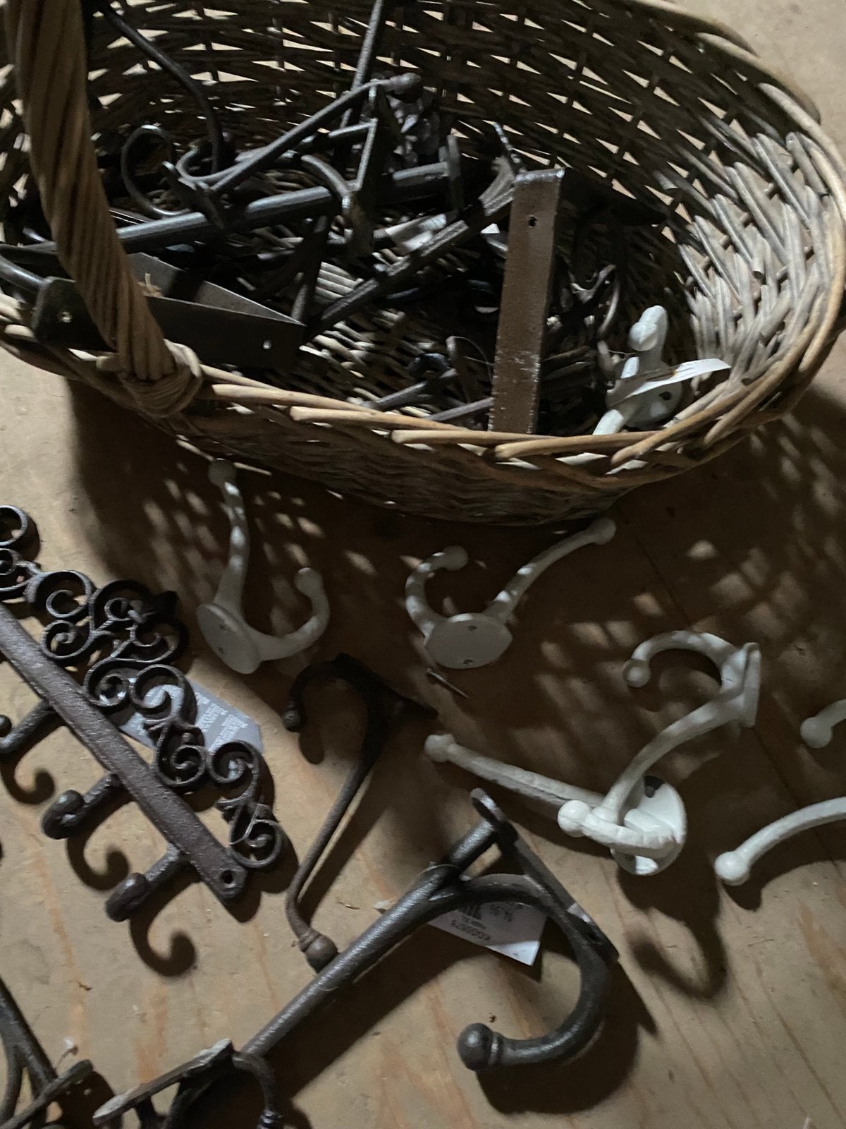 Partij gietijzeren haken, Huis en Inrichting, Woonaccessoires | Wanddecoraties, Ophalen, Zo goed als nieuw
