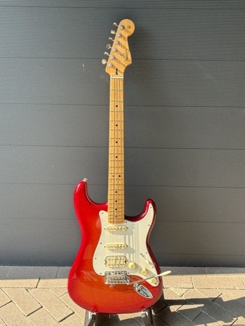 Fender Player II Stratocaster HSS Aged Cherry Burst, Ophalen, Zo goed als nieuw, Solid body, Fender