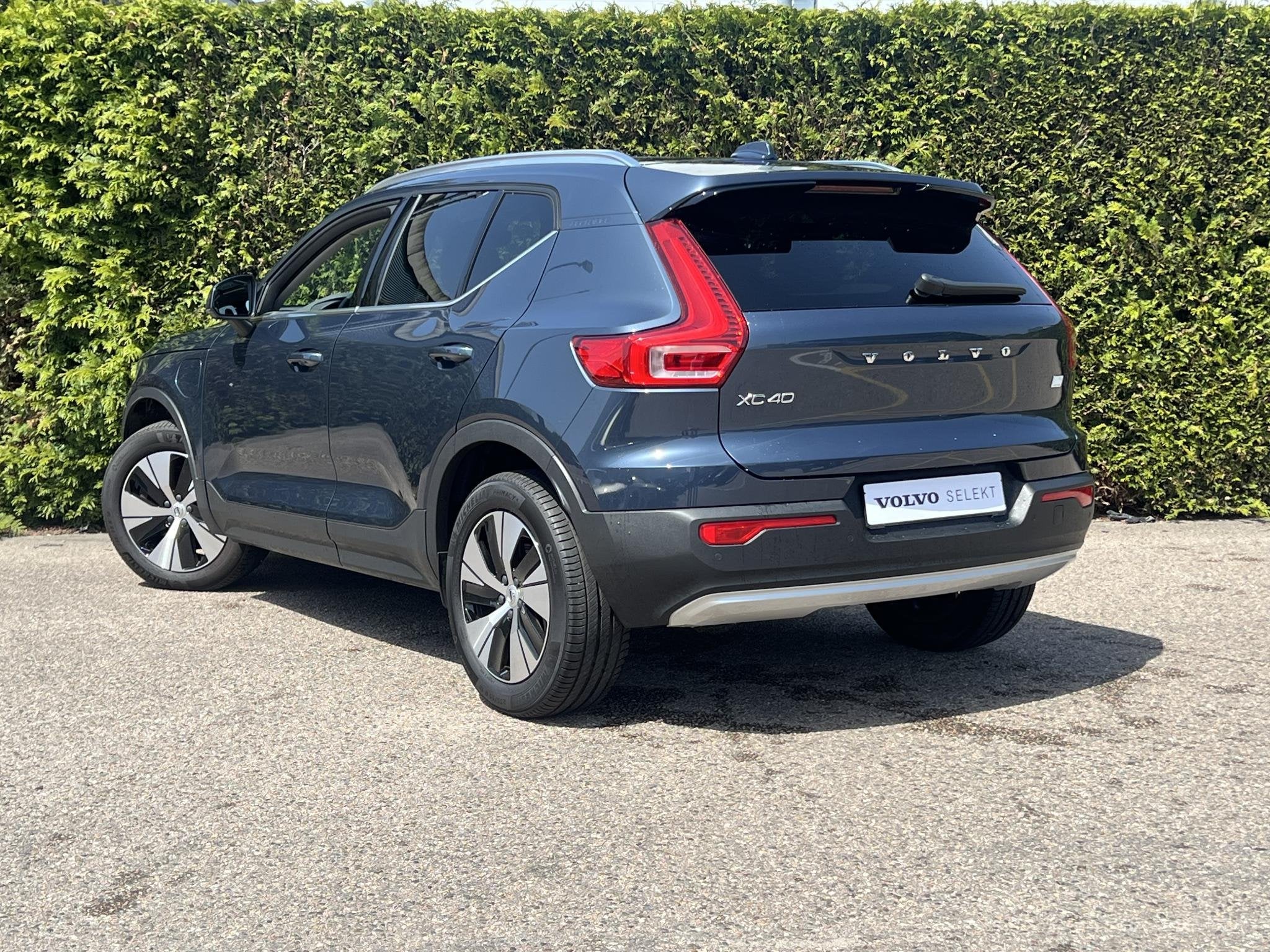 Volvo XC40 T4 Recharge Inscription Expression | Camera | Pan, 12 maanden, Stof, Euro 6, 1712 kg