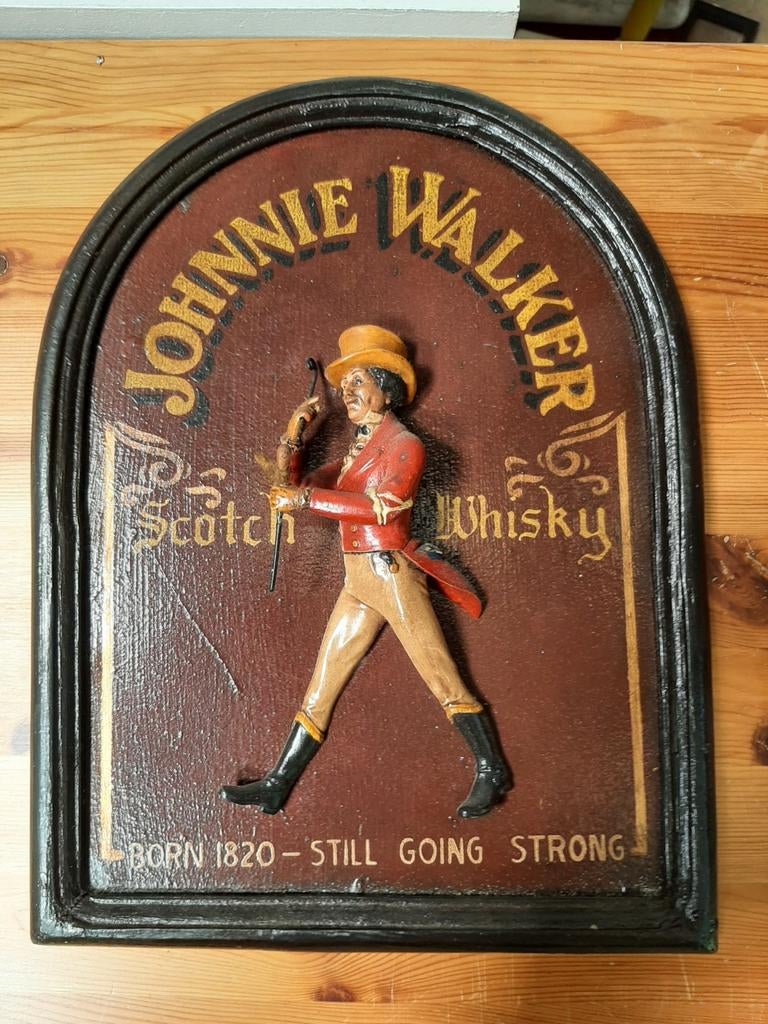 Vintage houten wandbord Johnny Walker Scotch Whisky, Ophalen of Verzenden, Zo goed als nieuw, Reclamebord