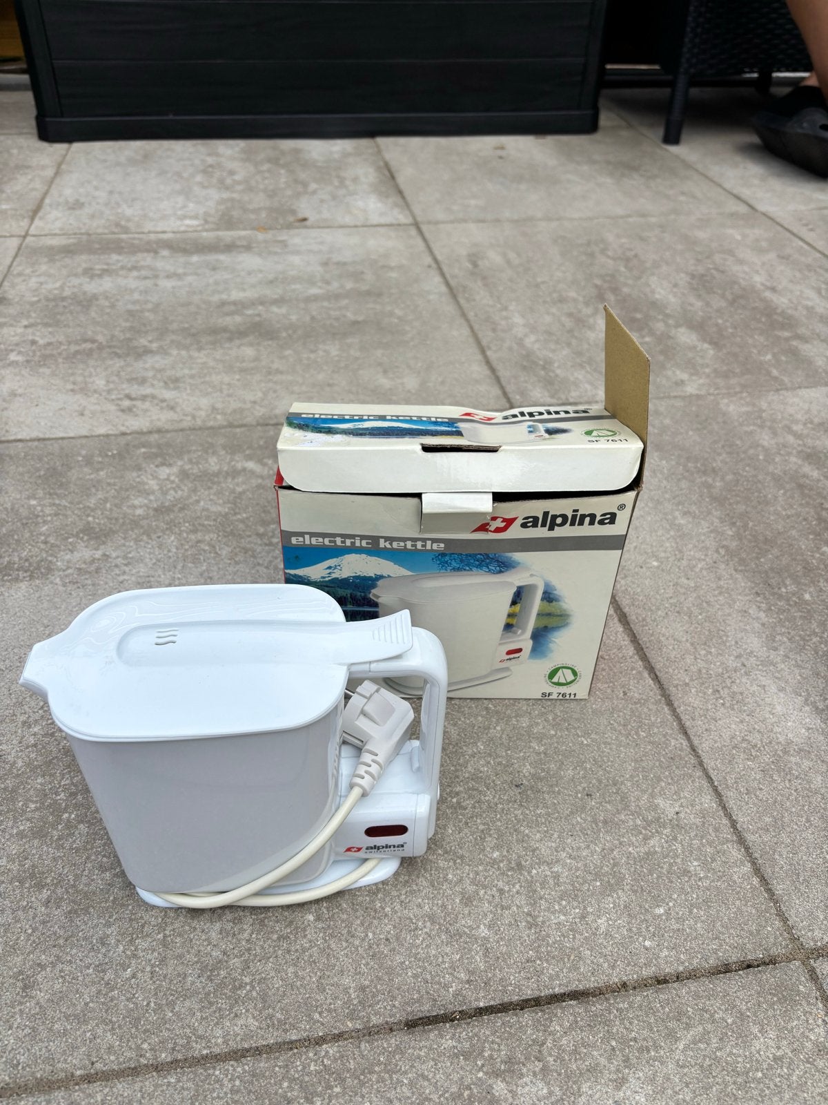 Alpina Waterkoker - Compact en Handig, Minder dan 1 liter, Ophalen of Verzenden, Zo goed als nieuw