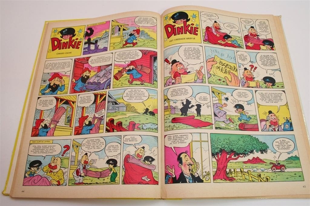 Dinkie\'s Avonturen [1966] — Kaperschip & Vliegend Tapijt, Eén stripboek, Ophalen of Verzenden, Gelezen