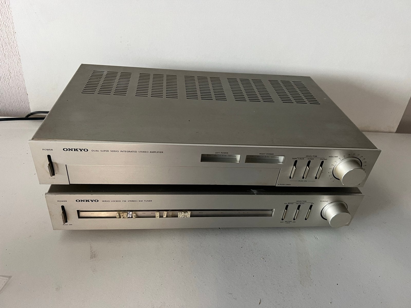 Onkyo Stereo Set met Dynasound Speakers, Ophalen of Verzenden, Gebruikt, Tuner of Radio, Losse componenten