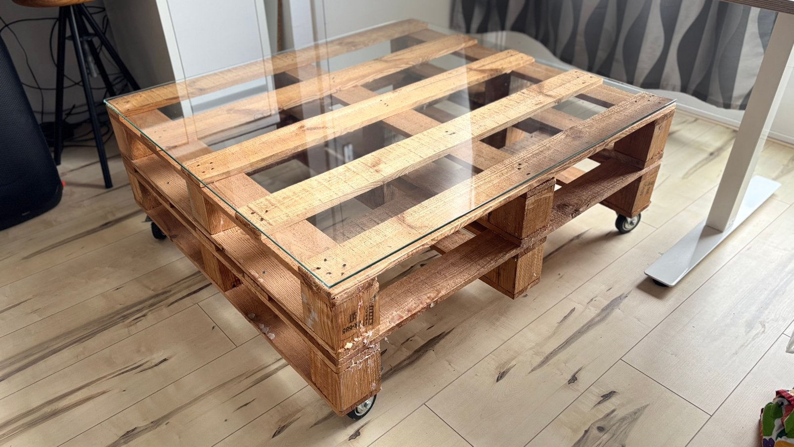 Unieke Pallet Salontafel, Glasplaat & Wieltjes - Handgemaakt, Ophalen, Gebruikt, 50 tot 100 cm, 50 tot 100 cm