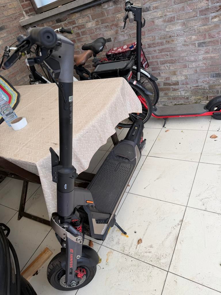 Segway GT2 Pro elektrische step, Fietsen en Brommers, Steps, Ophalen of Verzenden, Gebruikt, Elektrische step (E-scooter)