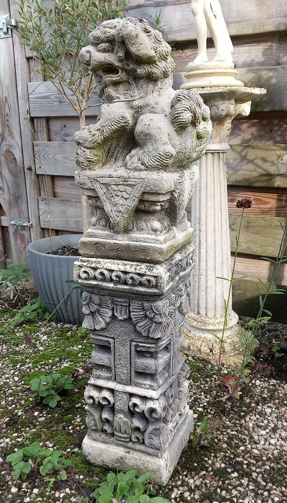 Chinees beeld van een Foo Dog, tempelleeuw op zuil, Tuin en Terras, Ophalen, Zo goed als nieuw, Beton, Overige typen