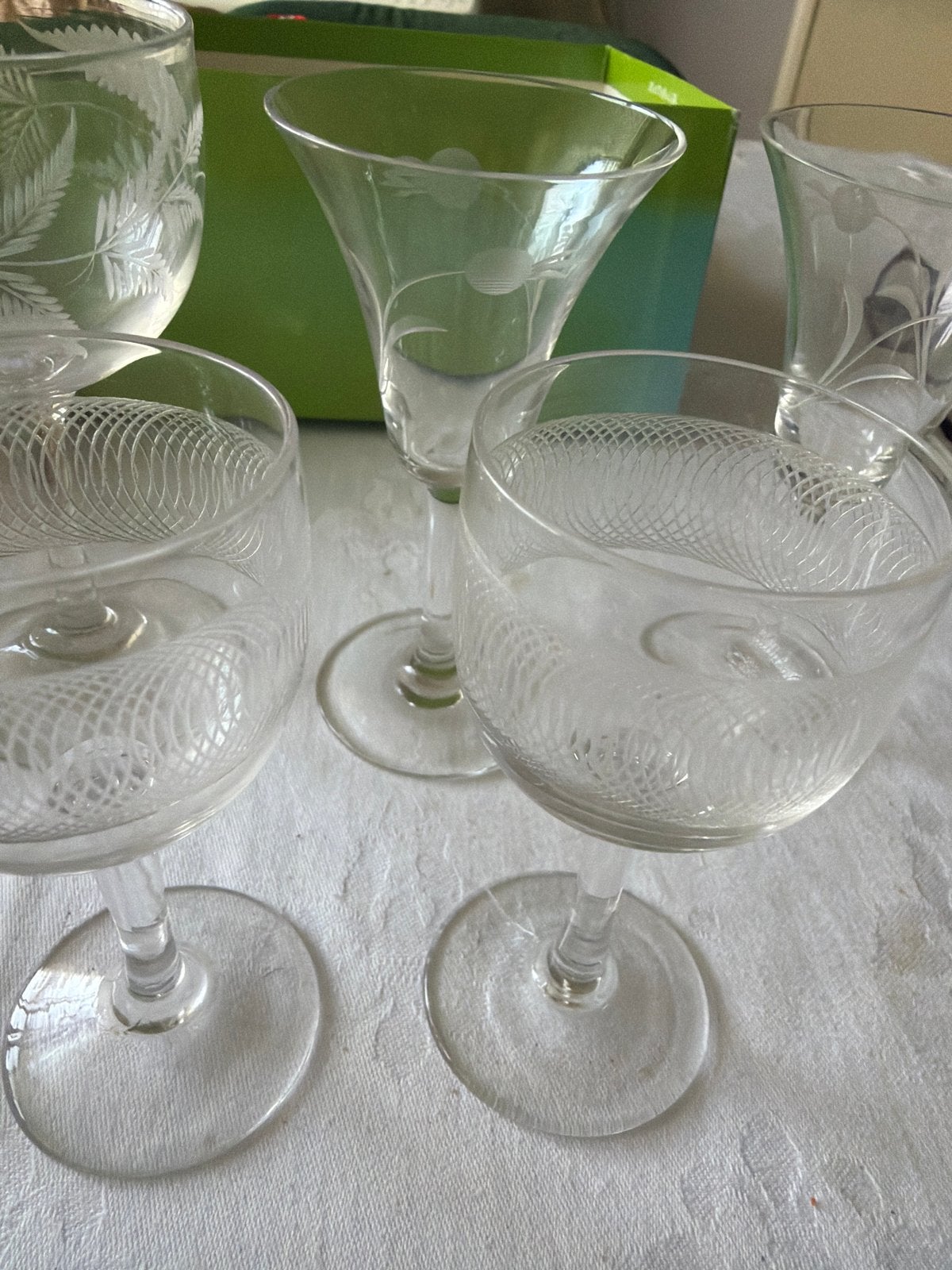 9 Antieke Geslepen Borrelglaasjes - Meer dan 100 Jaar Oud, Antiek en Kunst, Ophalen of Verzenden