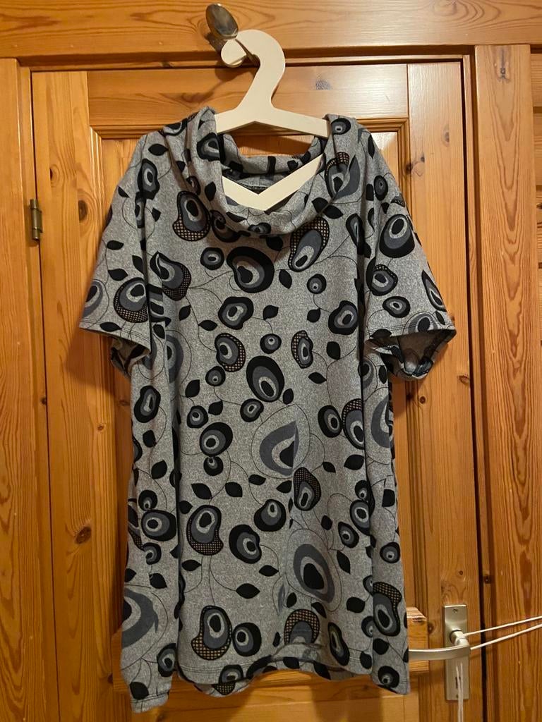 Tuniek met coll grijs oto 80 lengte 89, Ophalen of Verzenden, Zo goed als nieuw, Grijs, Blouse of Tuniek