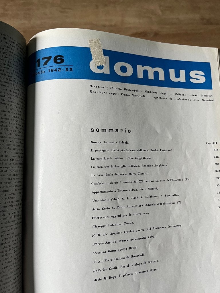 Gebonden Domus catalogus uit de jaren 40, italiaanse uitgave, Ophalen of Verzenden, Zo goed als nieuw, Overige onderwerpen