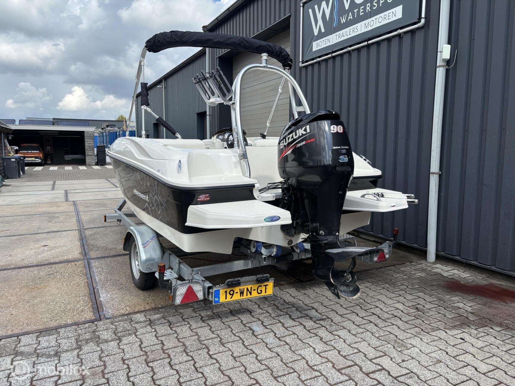 Bayliner E5 / 90 PK Suzuki / trailer LED, Watersport en Boten, Speedboten, Overige brandstoffen, 70 tot 120 pk