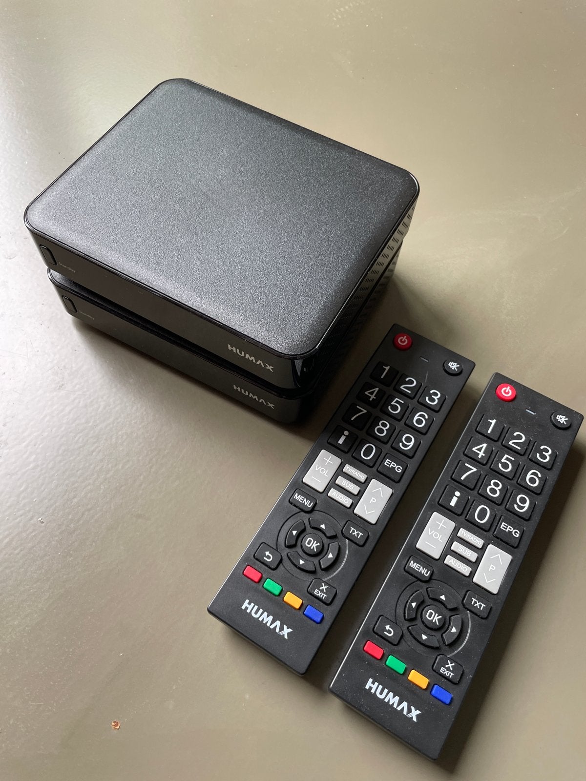 Humax Digitale ontvanger IRHD-5550C met afstandsbediening, Ophalen of Verzenden, Gebruikt, Decoder