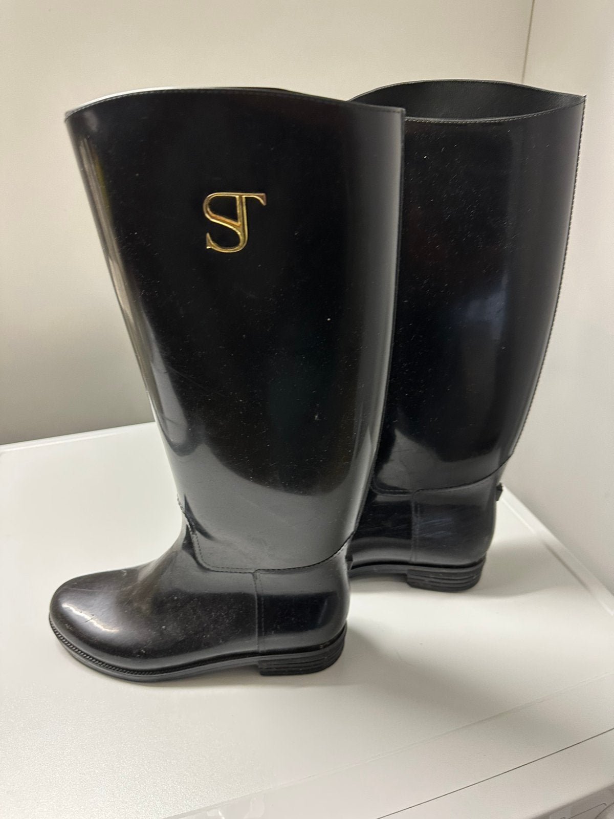 Te koop rubber laarzen van ST supertrash, Ophalen, Zo goed als nieuw