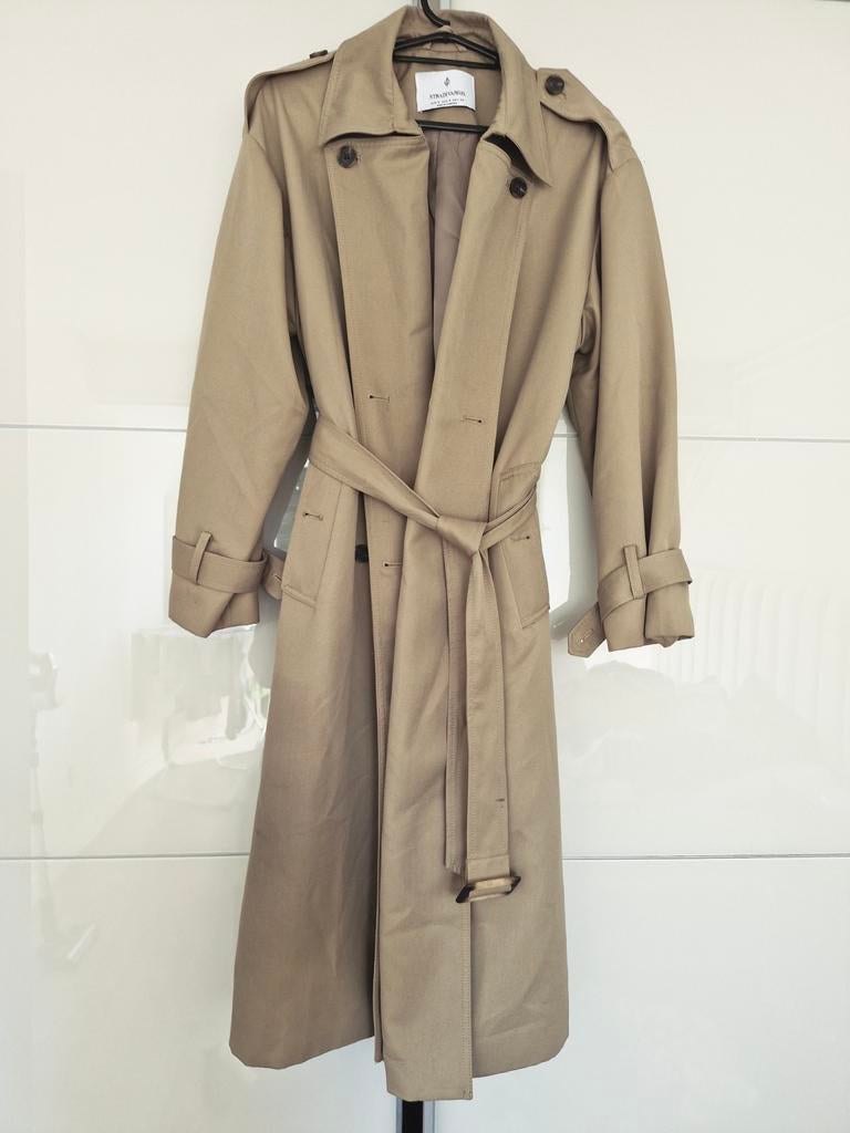 Stradivarius trenchcoat, zo goed als nieuw, Kleding | Dames, Jassen | Zomer, Ophalen of Verzenden
